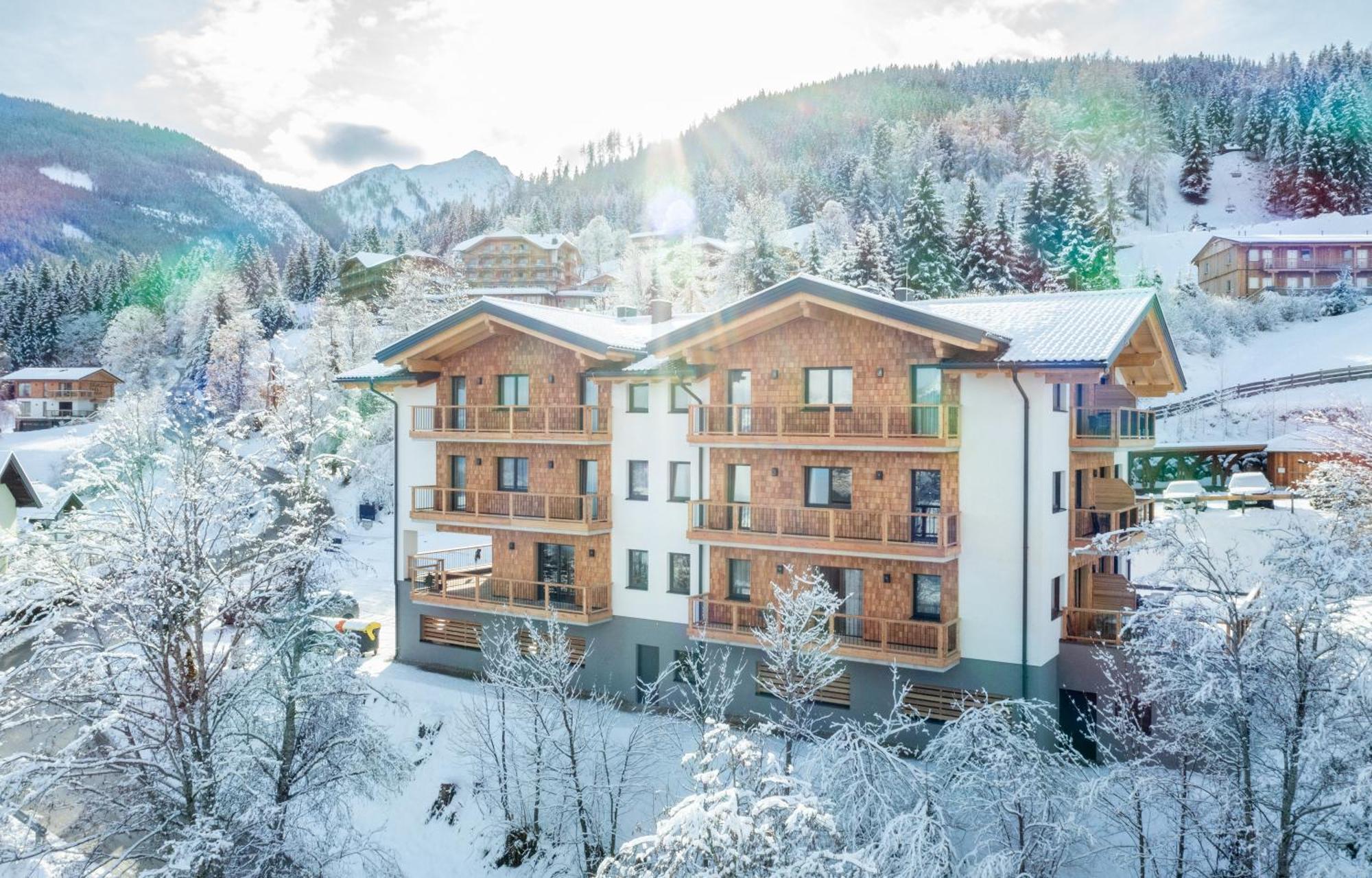 Hoeflehner Premium Gumpen Lodge 하우스 임 엔슈탈 외부 사진